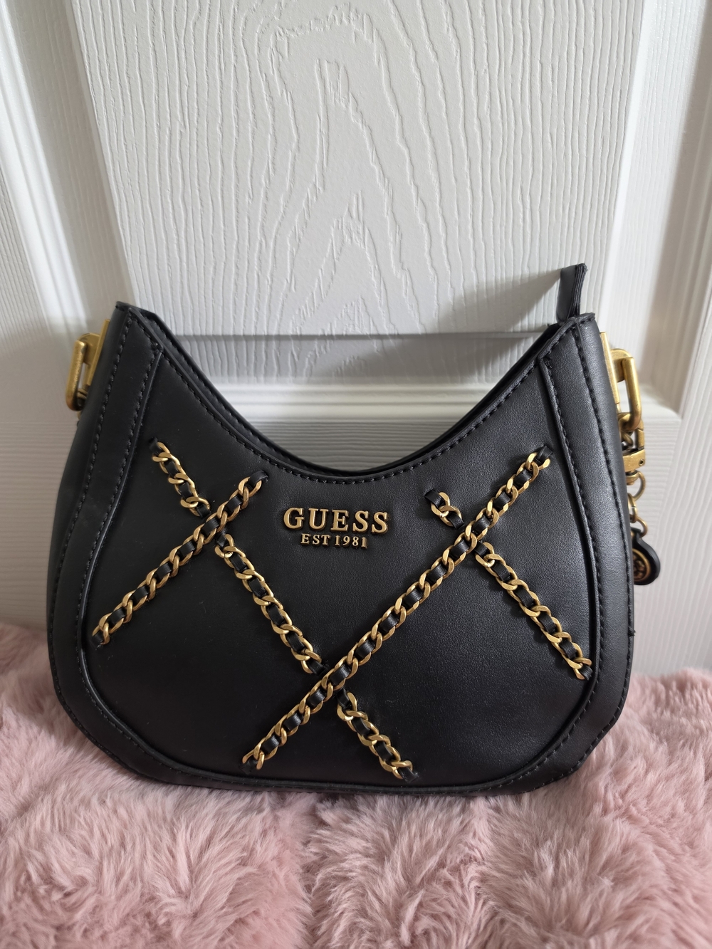 GUESS Black Leather Chain-Accented Crescent Shoulder Bag